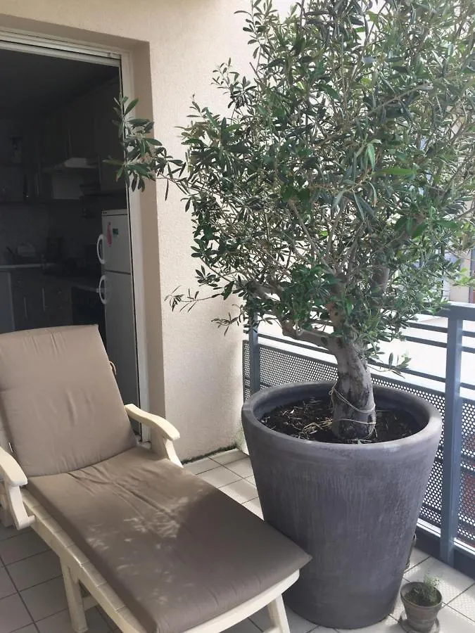 Appartement Avec Balcon Ville-la-Grand Fransa