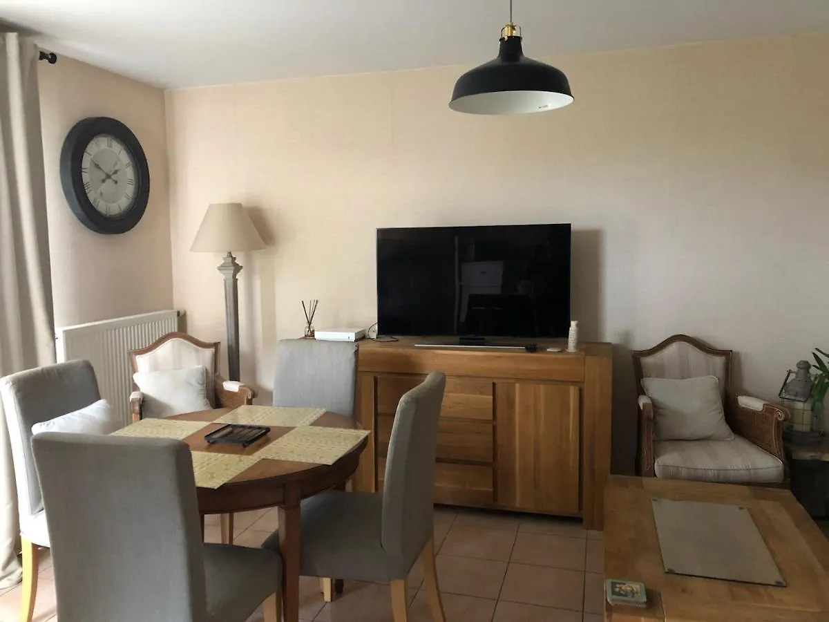Apartment Appartement Avec Balcon Ville-la-Grand