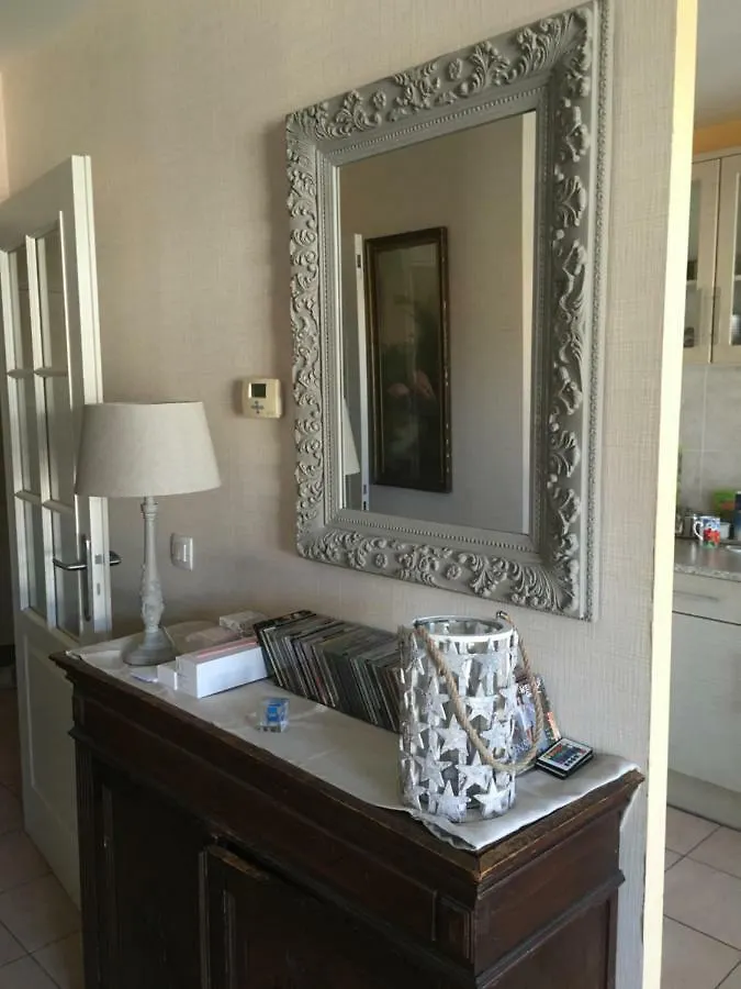 Appartement Avec Balcon Ville-la-Grand Apartment